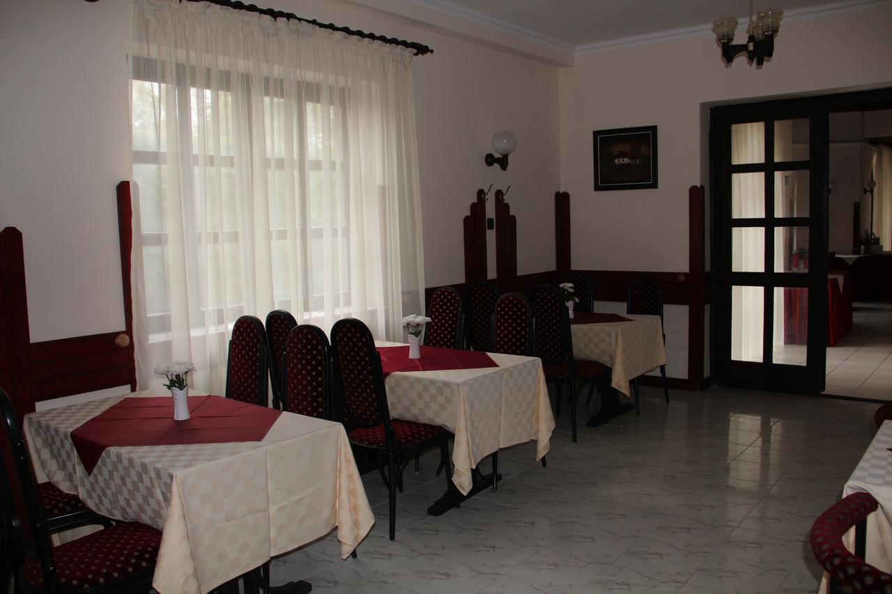 Karikas Hotel Hajduszoboszlo Ngoại thất bức ảnh