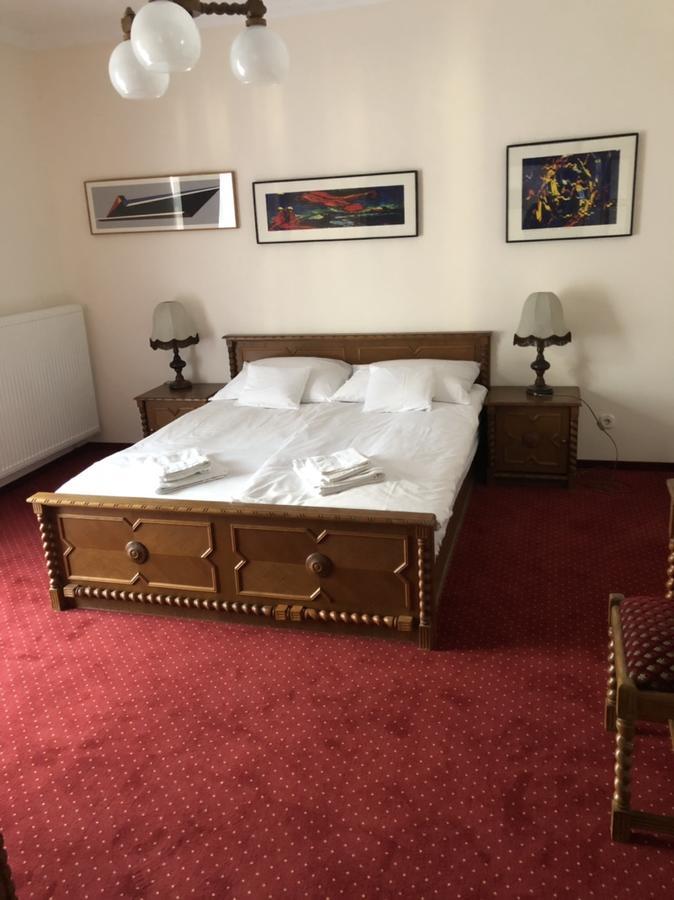 Karikas Hotel Hajduszoboszlo Ngoại thất bức ảnh