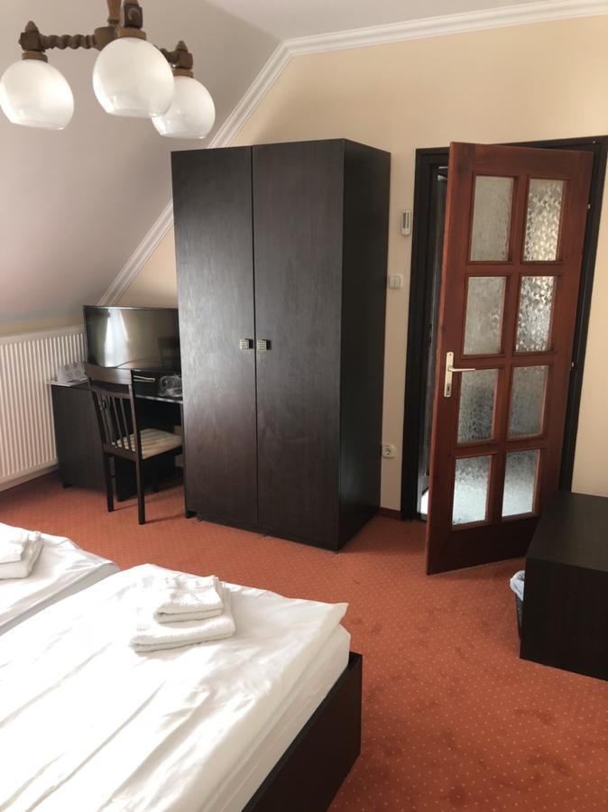 Karikas Hotel Hajduszoboszlo Ngoại thất bức ảnh